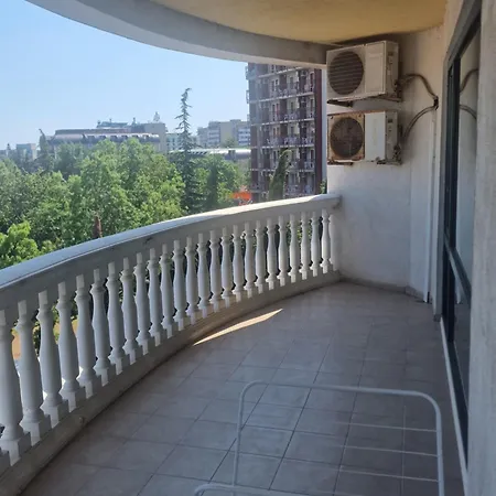 мирамар палас, роял апарт * Napospart